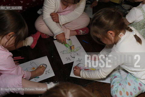 Events at the Borders Book Festival 2010..The festival runs from Thursday 17th June to Sunday 20th June.for further info please go to the website at www.bordersbookfestival.org or contact Nicky Stonehill on 07740 681 560 or nicky@stonehillsalt.co.uk..Copyright©Lloyd Smith/Writer Pictures/Rosebud2
