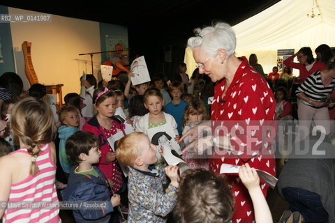 Events at the Borders Book Festival 2010..The festival runs from Thursday 17th June to Sunday 20th June.for further info please go to the website at www.bordersbookfestival.org or contact Nicky Stonehill on 07740 681 560 or nicky@stonehillsalt.co.uk..Copyright©Lloyd Smith/Writer Pictures/Rosebud2