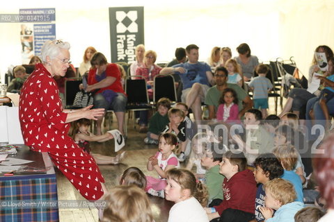 Events at the Borders Book Festival 2010..The festival runs from Thursday 17th June to Sunday 20th June.for further info please go to the website at www.bordersbookfestival.org or contact Nicky Stonehill on 07740 681 560 or nicky@stonehillsalt.co.uk..Copyright©Lloyd Smith/Writer Pictures/Rosebud2