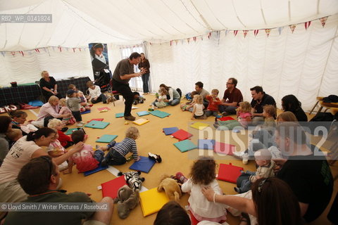 Events at the Borders Book Festival 2010..The festival runs from Thursday 17th June to Sunday 20th June.for further info please go to the website at www.bordersbookfestival.org or contact Nicky Stonehill on 07740 681 560 or nicky@stonehillsalt.co.uk..Copyright©Lloyd Smith/Writer Pictures/Rosebud2