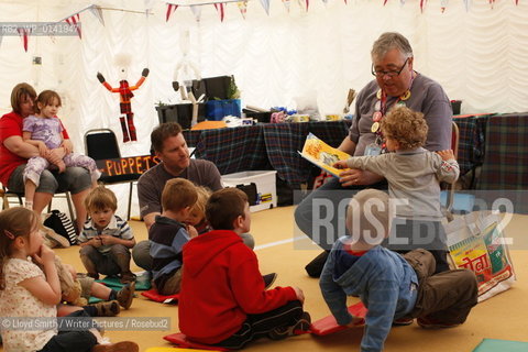 Events at the Borders Book Festival 2010..The festival runs from Thursday 17th June to Sunday 20th June.for further info please go to the website at www.bordersbookfestival.org or contact Nicky Stonehill on 07740 681 560 or nicky@stonehillsalt.co.uk..Copyright©Lloyd Smith/Writer Pictures/Rosebud2