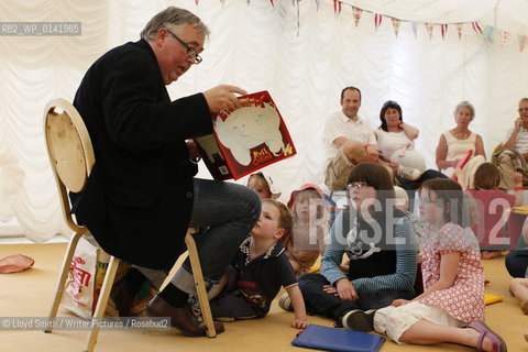 Events at the Borders Book Festival 2010..The festival runs from Thursday 17th June to Sunday 20th June.for further info please go to the website at www.bordersbookfestival.org or contact Nicky Stonehill on 07740 681 560 or nicky@stonehillsalt.co.uk..Copyright©Lloyd Smith/Writer Pictures/Rosebud2