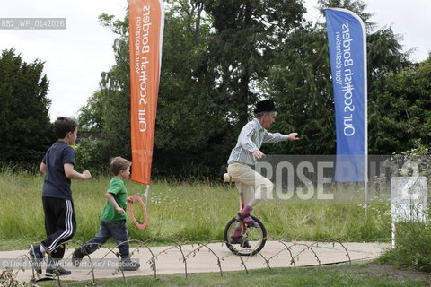 Events at the Borders Book Festival 2010..The festival runs from Thursday 17th June to Sunday 20th June.for further info please go to the website at www.bordersbookfestival.org or contact Nicky Stonehill on 07740 681 560 or nicky@stonehillsalt.co.uk..Copyright©Lloyd Smith/Writer Pictures/Rosebud2