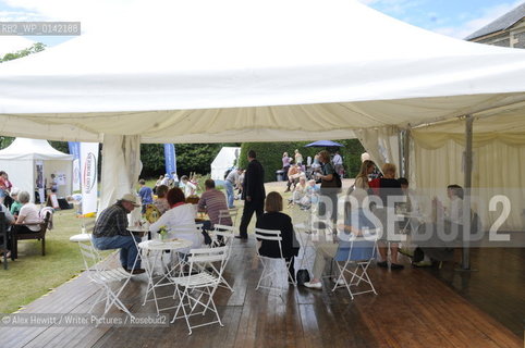 Members of the public at the Borders Book Festival 2010..The festival runs from Thursday 17th June to Sunday 20th June.for further info please go to the website at www.bordersbookfestival.org or contact Nicky Stonehill on 07740 681 560 or nicky@stonehillsalt.co.uk..Copyright©Alex Hewitt/Writer Pictures/Rosebud2