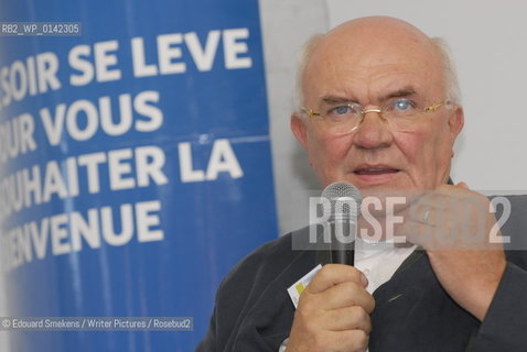 xx Brusselss Bookfair march2007.Les taxis de Dakar..Copyright©Edouard Smekens/Writer Pictures/Rosebud2