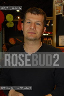 Cartoonist Bertschy, crea©Writer Pictures/Rosebud2