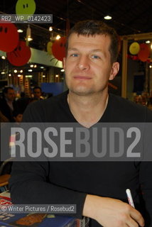 Cartoonist Bertschy, crea©Writer Pictures/Rosebud2