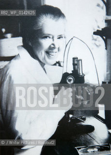 Honor Fell, Author..copyright©/Writer Pictures/Rosebud2