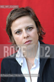 British childrens writer Rhona Cameron at the Edinburgh International Book Festival 2004.                         .Copyright©Pascal Saez/Writer Pictures/Rosebud2
