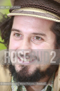 Vinicio Capossela..copyright©Steve Bisgrove/Writer Pictures/Rosebud2