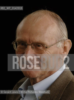 John Carey..Copyright©Geraint Lewis/Writer Pictures/Rosebud2