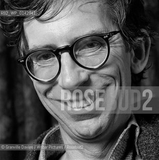 Peter Carey pictured in London 1988..copyright©Granville Davies/Writer Pictures/Rosebud2