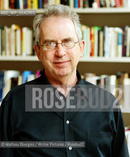 Peter Carey..copyright©Mathieu Bourgois/Writer Pictures/Rosebud2