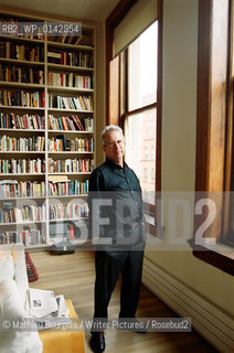 Peter Carey..copyright©Mathieu Bourgois/Writer Pictures/Rosebud2