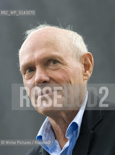 Justin Cartwright, South A©Writer Pictures/Rosebud2