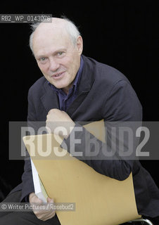 Justin Cartwright  a White©Writer Pictures/Rosebud2