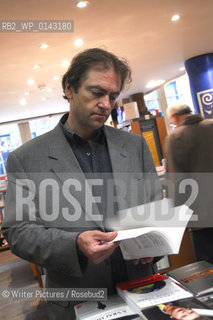 French author of Belgian origins, Didier Van Cauwelaert guides us in ©Writer Pictures/Rosebud2