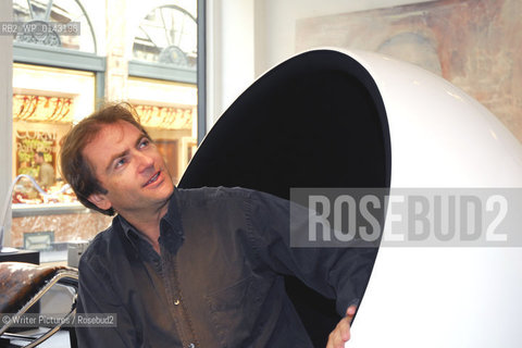 French author of Belgian origins, Didier Van Cauwelaert guides us in ©Writer Pictures/Rosebud2