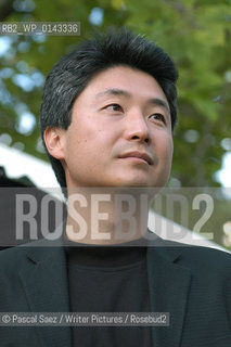 Korean-American writer Chang-Rae Lee at the Edinburgh International Book Festival 2004..Copyright©Pascal Saez/Writer Pictures/Rosebud2