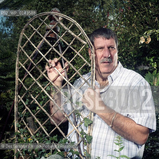 Carl Chinn, Professor of Community History at the University of Birmingham, writer, broadcaster, campaiigner for manufacturing and a proud Brummie.  Published 27 books, 19 of them on Birmingham..copyright©Des Gershon/Writer Pictures/Rosebud2