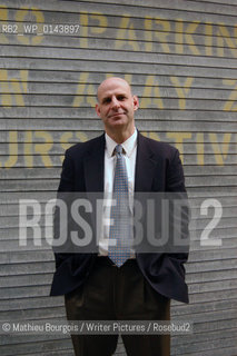 Harlan Coben..copyright©Mathieu Bourgois/Writer Pictures/Rosebud2