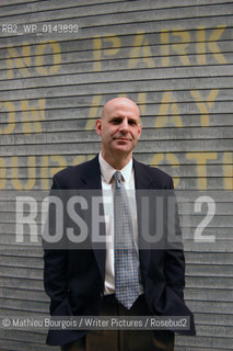 Harlan Coben..copyright©Mathieu Bourgois/Writer Pictures/Rosebud2
