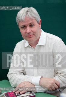 Author Jonathan Coe..Copyright©Rosie Hallam/Writer Pictures/Rosebud2