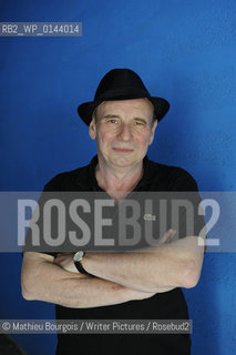 Oliver Cohen..copyright©Mathieu Bourgois/Writer Pictures/Rosebud2