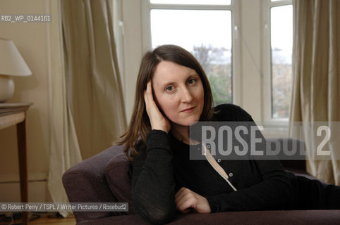 Author Beatrice Collins in her Glasgow home. . .. ..copyright©Robert Perry/TSPL/Writer Pictures/Rosebud2