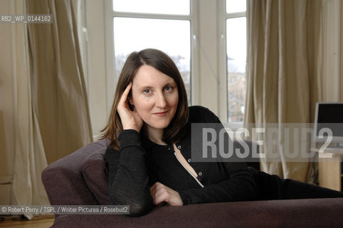 Author Beatrice Collins in her Glasgow home. . .. ..copyright©Robert Perry/TSPL/Writer Pictures/Rosebud2
