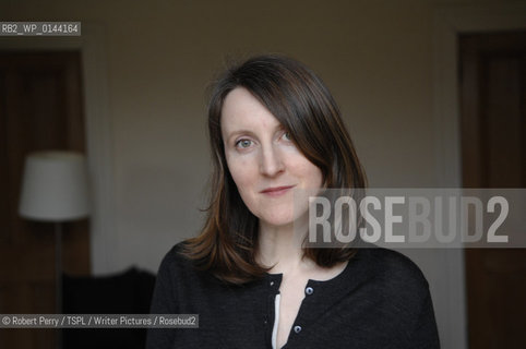 Author Beatrice Collins in her Glasgow home. . .. ..copyright©Robert Perry/TSPL/Writer Pictures/Rosebud2