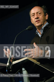 American poet Billy Collins, who is a former US Poet Laureate, at the Edinburgh International Book Festival...Copyright©Pascal Saez/Writer Pictures/Rosebud2