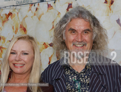 NEWS / STOCK, Edinburgh Film Festival launch, Wed 18/08/04:.Billy Connolly arrives for the Edinburgh Film Festival launch, and is promptly mobbed by the press...copyright©Colin Hattersley/Writer Pictures/Rosebud2