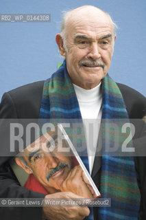 25 August 2008 - Edinburgh, UK - Scottish actor Sean Connery at the Edinburgh International Book Festival with co author Murray Grigor ..Copyright©Geraint Lewis/Writer Pictures/Rosebud2