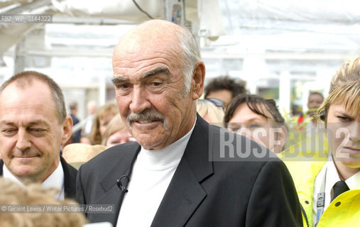 25 August 2008 - Edinburgh, UK - Scottish actor Sean Connery at the Edinburgh International Book Festival with co author Murray Grigor ..Copyright©Geraint Lewis/Writer Pictures/Rosebud2