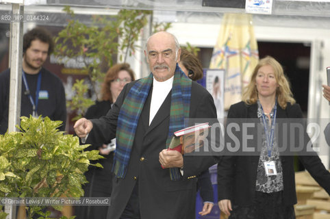 25 August 2008 - Edinburgh, UK - Scottish actor Sean Connery at the Edinburgh International Book Festival with co author Murray Grigor ..Copyright©Geraint Lewis/Writer Pictures/Rosebud2