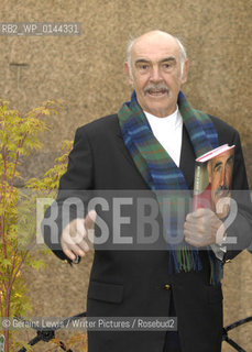 25 August 2008 - Edinburgh, UK - Scottish actor Sean Connery at the Edinburgh International Book Festival with co author Murray Grigor ..Copyright©Geraint Lewis/Writer Pictures/Rosebud2