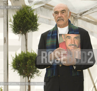 25 August 2008 - Edinburgh, UK - Scottish actor Sean Connery at the Edinburgh International Book Festival with co author Murray Grigor ..Copyright©Geraint Lewis/Writer Pictures/Rosebud2