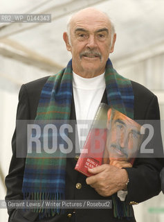 25 August 2008 - Edinburgh, UK - Scottish actor Sean Connery at the Edinburgh International Book Festival with co author Murray Grigor ..Copyright©Geraint Lewis/Writer Pictures/Rosebud2