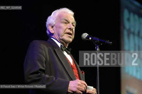Edinburgh, Usher Hall, 1 April 2007 - Comedian and writer (author of That Reminds Me and Pigs Can Fly) Barry Cryer performs during the Copper Bottom Sunshine charity comedy show in aid of Bowel Cancer UK...Copyright©Pascal Saez/Writer Pictures/Rosebud2
