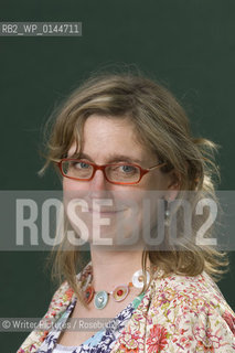 Cressida Cowell, childrens Author of How To Twist A Dragons Tale. CREDIT Geraint Lewis
©Writer Pictures/Rosebud2
