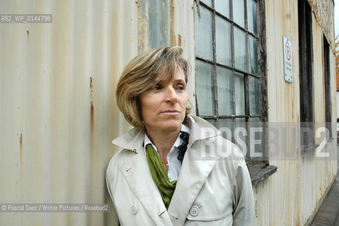 Canadian writer Dede Crane, author of  The 25 Pains of Kennedy Baines, and of Sympathy, at the Vancouver International Writers and Readers Festival...Copyright©Pascal Saez/Writer Pictures/Rosebud2
