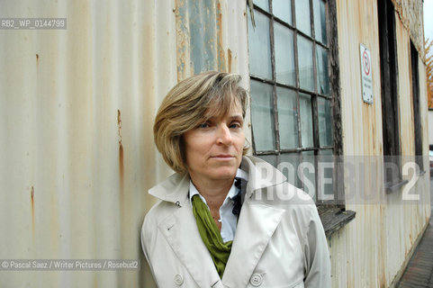 Canadian writer Dede Crane, author of  The 25 Pains of Kennedy Baines, and of Sympathy, at the Vancouver International Writers and Readers Festival...Copyright©Pascal Saez/Writer Pictures/Rosebud2