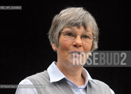 Professor Dorothy Crawford at The Edinburgh International Book Festival 2008....Copyright©Pascal Saez/Writer Pictures/Rosebud2