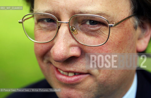 British writer Sir Bernard Crick, a leading expert on George Orwell, at the Edinburgh International Book Festival 2003...Copyright©Pascal Saez.Pascal Saez/Writer Pictures/Rosebud2