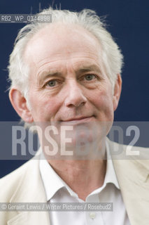 Dan Cruickshank, author....copyright©Geraint Lewis/Writer Pictures/Rosebud2