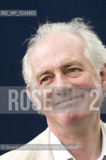 Dan Cruickshank, author....copyright©Geraint Lewis/Writer Pictures/Rosebud2