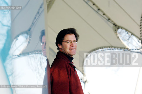 Dan Cruickshank, author....copyright©Geraint Lewis/Writer Pictures/Rosebud2