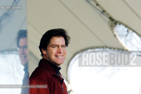 Dan Cruickshank, author....copyright©Geraint Lewis/Writer Pictures/Rosebud2