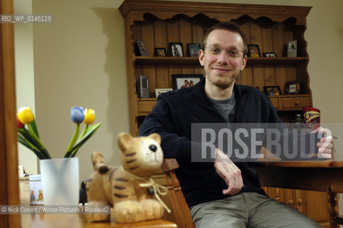 Daniel Tammet..copyright©Nick Cunard/Writer Pictures/Rosebud2